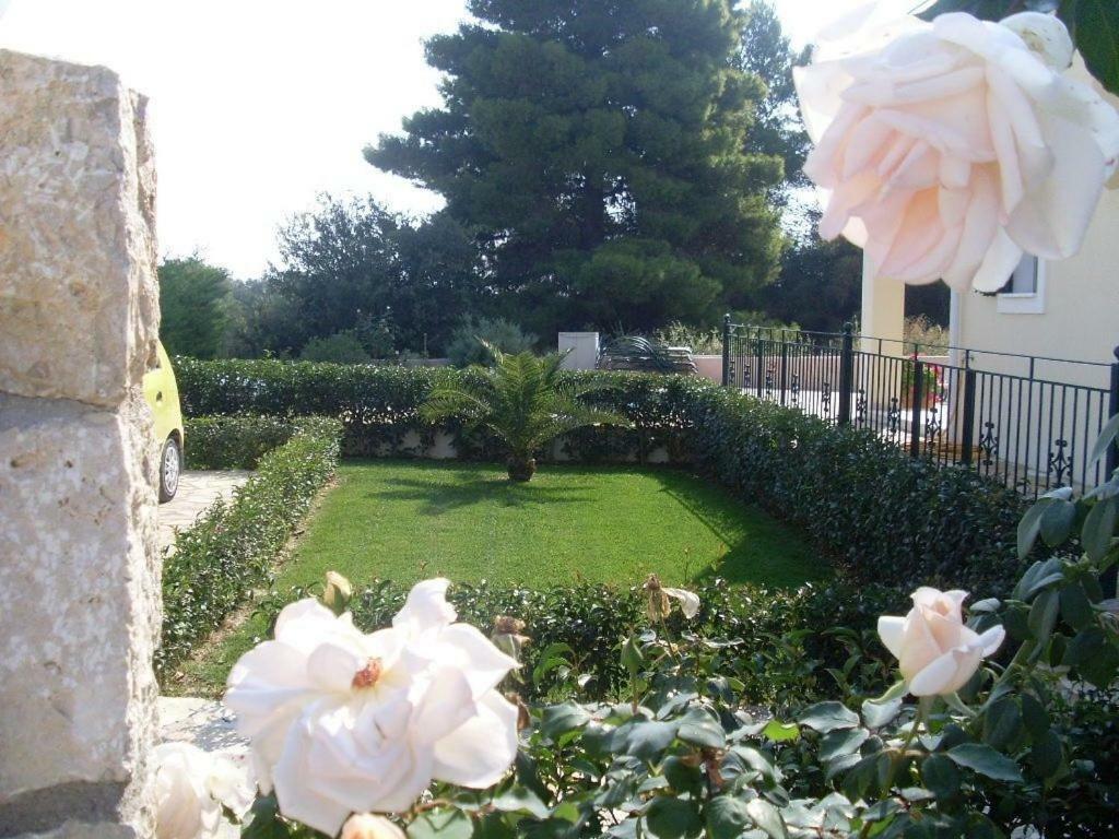 Villa Amelia Metaxáta Buitenkant foto